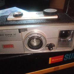 Kodak Brownie Super 27 Camera 