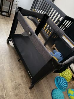 Playpen with mattress