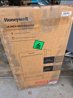 Brand New Honeywell 18” Stainless Steel Dishwasher (HDS18SS) – $400