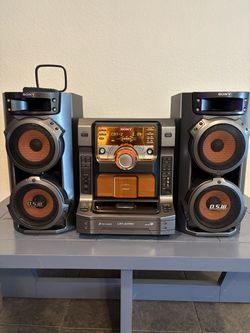 Sony LBT-ZX66i mini Hi-Fi Component System