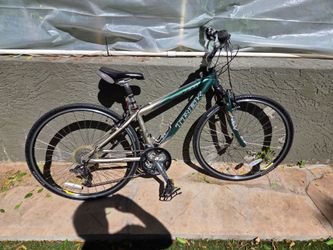 Trek 7300 multitrack 15" Aluminum frame