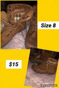 Women boots size 8.5