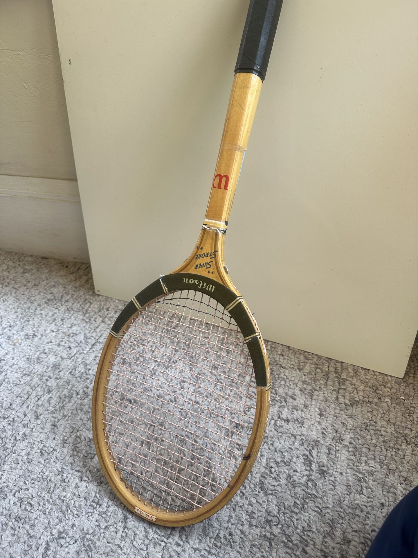 Vintage Tennis Racket: Wilson Strata Bow Super Stroke