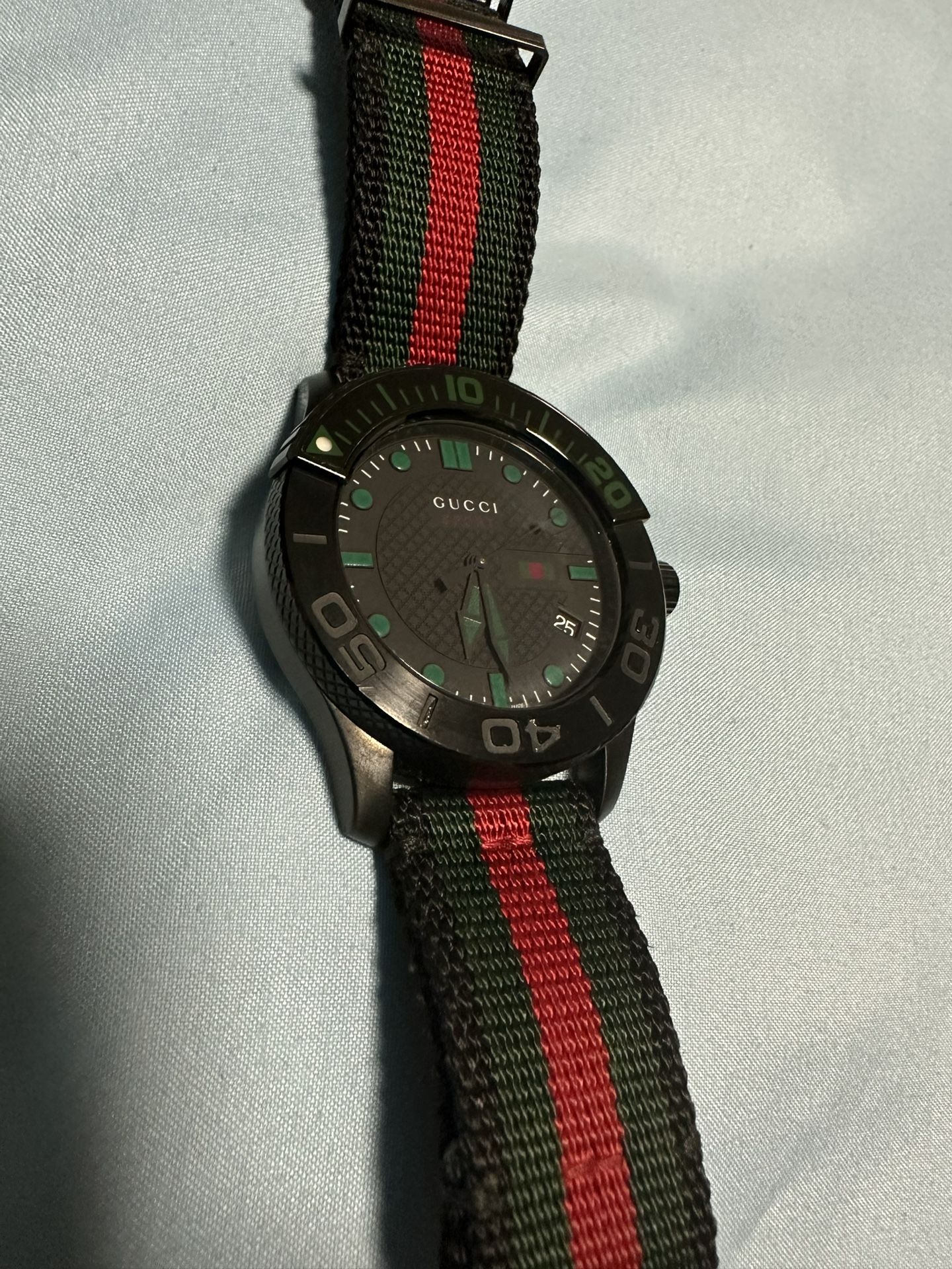 Gucci sport online watch 126.2