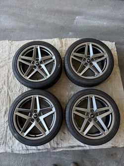 Mustang Wheels & Tires