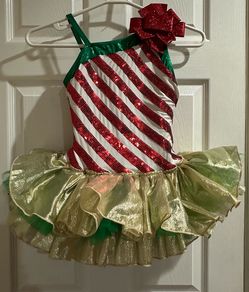Christmas dress (size 6-7 yrs old)