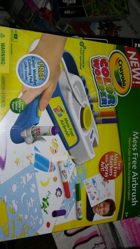 Color wonder airbrush