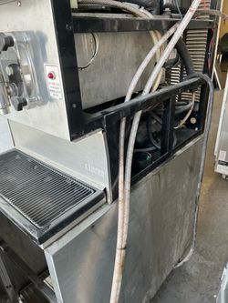 Floor model slush machine