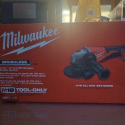 Milwaukee M18 Grinder 