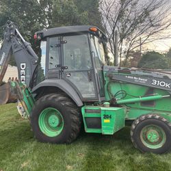John Deere Backhoe 310