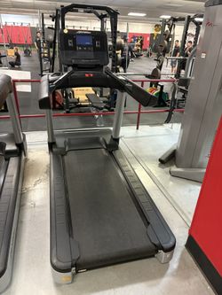 Life Fitness Integrity Treadmill LAST 2!