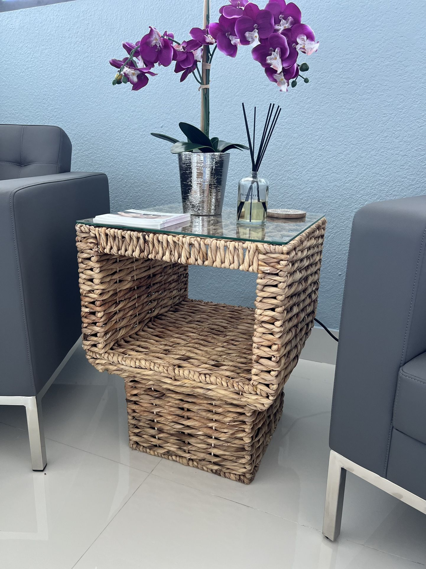 Seagrass End Table