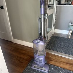 Shark Vacuum 