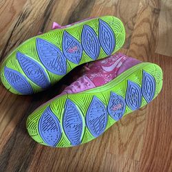 SpongeBob ( Patrick) Kyrie Irving Sneaker 3y