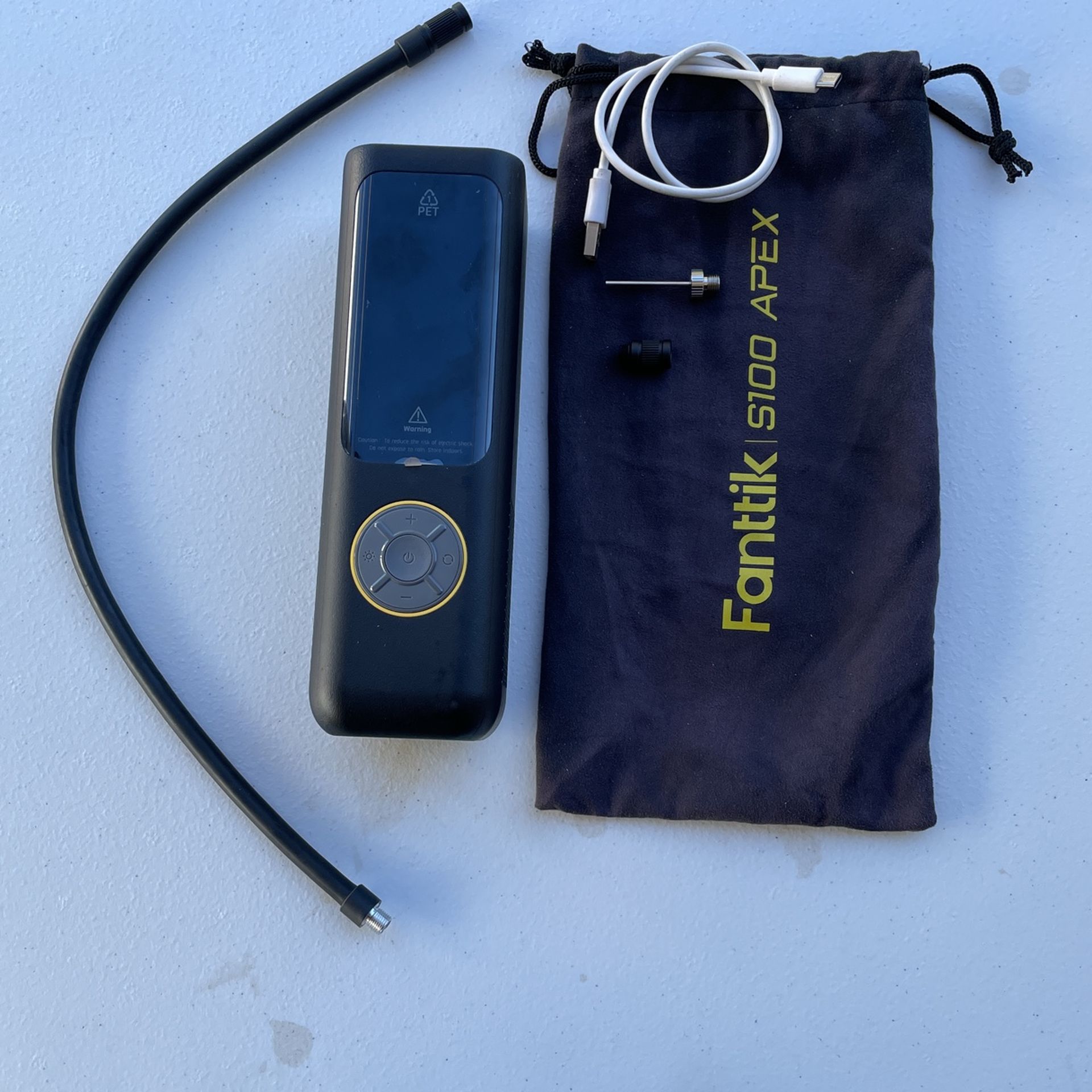 Fanttik S100 APEX Portable Air Pump And Tire Inflator