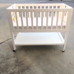 Small Baby Crib
