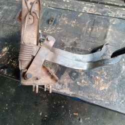 Mopar A Body 67+ 4 Speed Medals