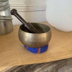 Small Singing bowl 