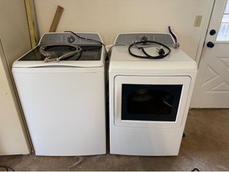 GE Washer & Dryer Set – Excellent Condition – Works Great