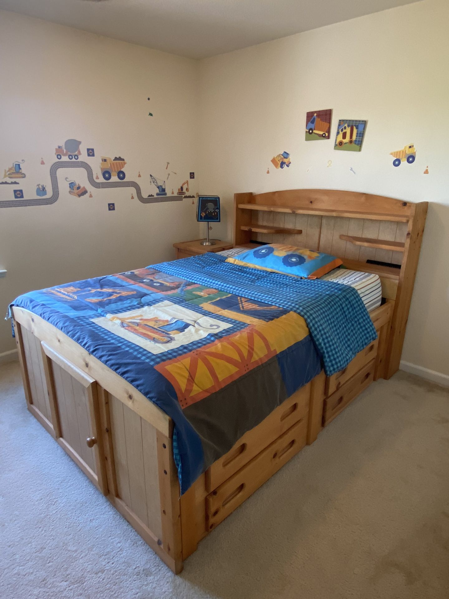 Solid Wood Bedroom Set Full