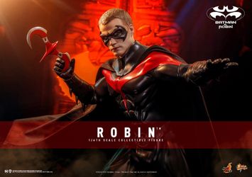 Hot Toys MMS787 Robin from Batman & Robin