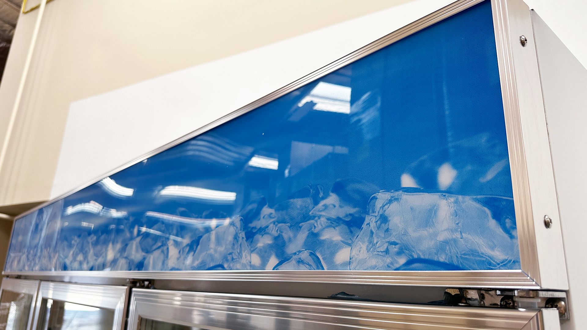 3 glass door Merchandiser Cooler Refrigerator NSF SG1.9L3