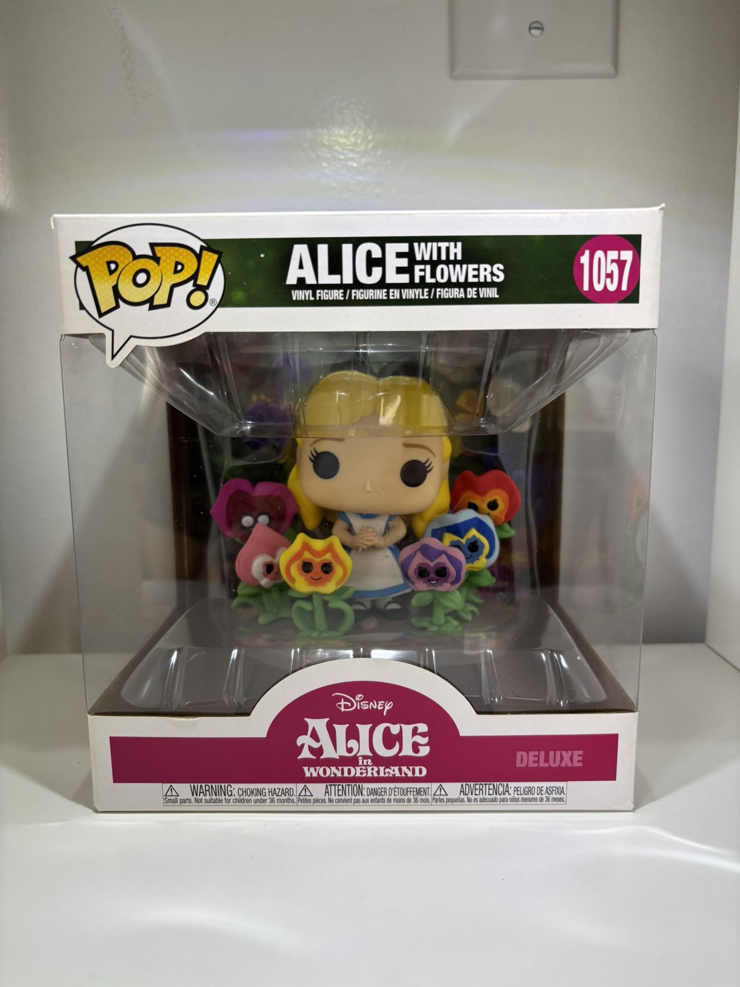 Funko Pop! Deluxe: Disney - Alice With Flowers #1057