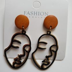 Contour Face Earrings 