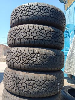 Vendo 4 Llantas Usadas 235 75 15 Goodyear