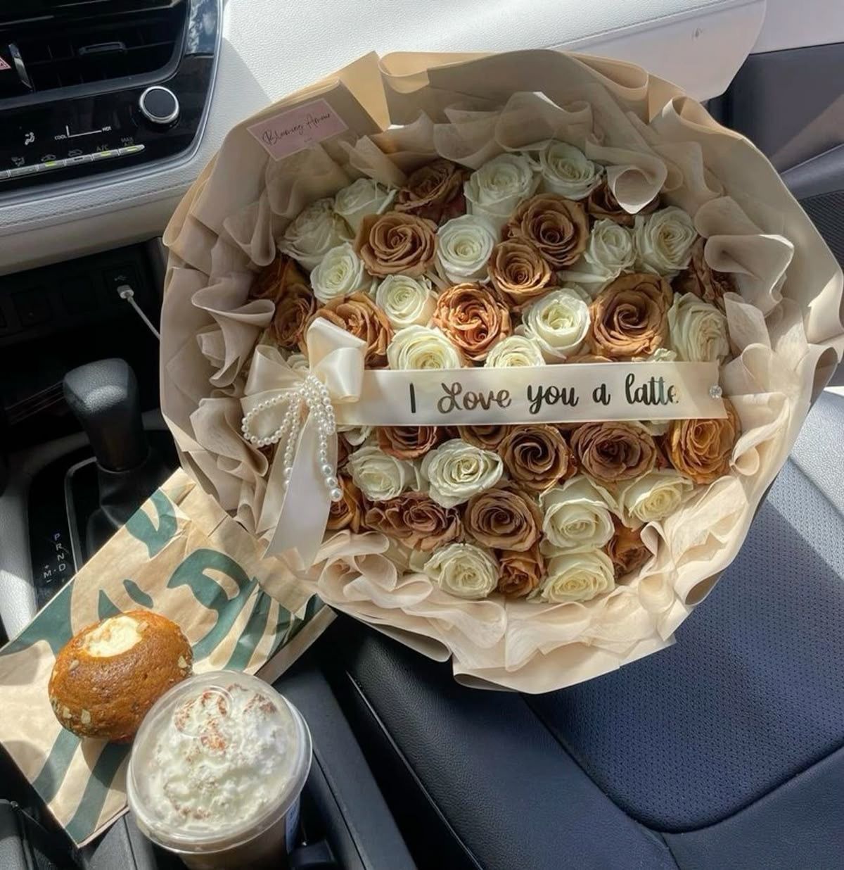 Starbucks Themed Ramo Buchon