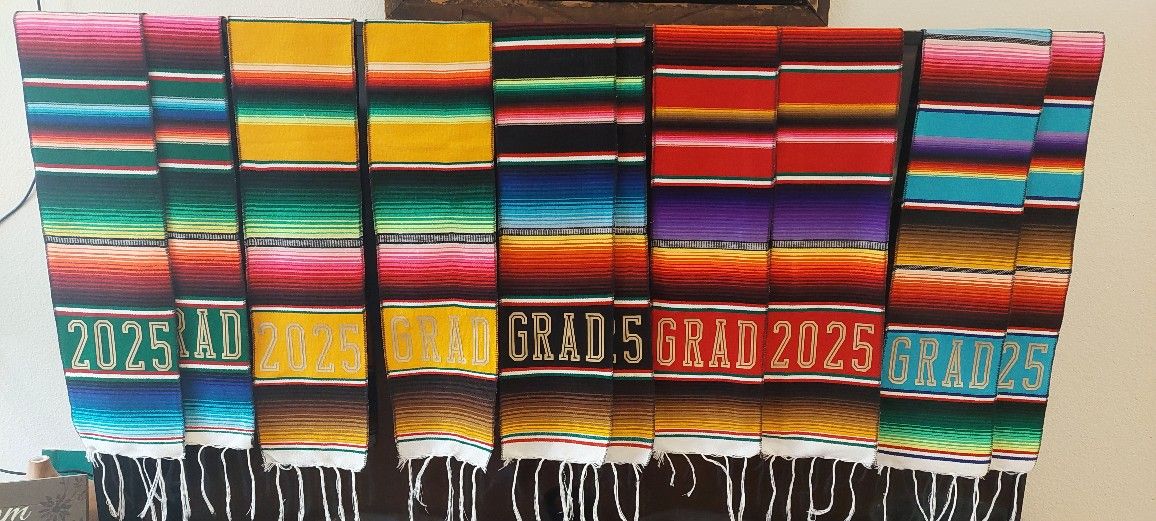 Grad 2025 Ready Now $30