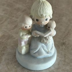 Mother And Child Porcelain Figurine 