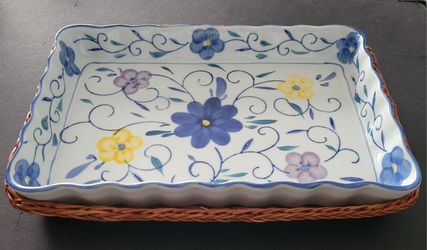 Rectangular Bakeware with Basket