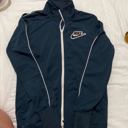 Nike Sweater