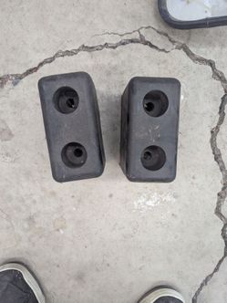 Free heavy duty van/bus rubber bumper blocks
