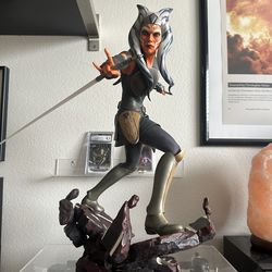 Ahsoka Tano Sideshow Statue