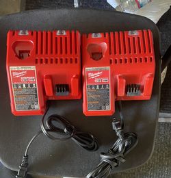 Milwaukee M18/m12 Battery Charger 