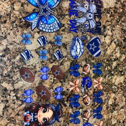 Wraps And Snow Globes 