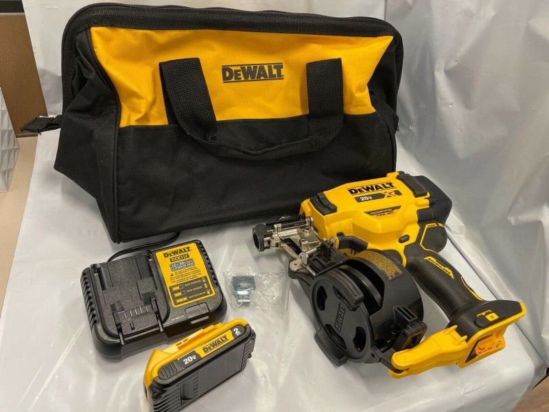 BRAND NEW STILL IN BOX.....DeWALT DCN45RND1 20V 15 Degrees LithiumIon