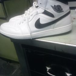 Jordan 1 