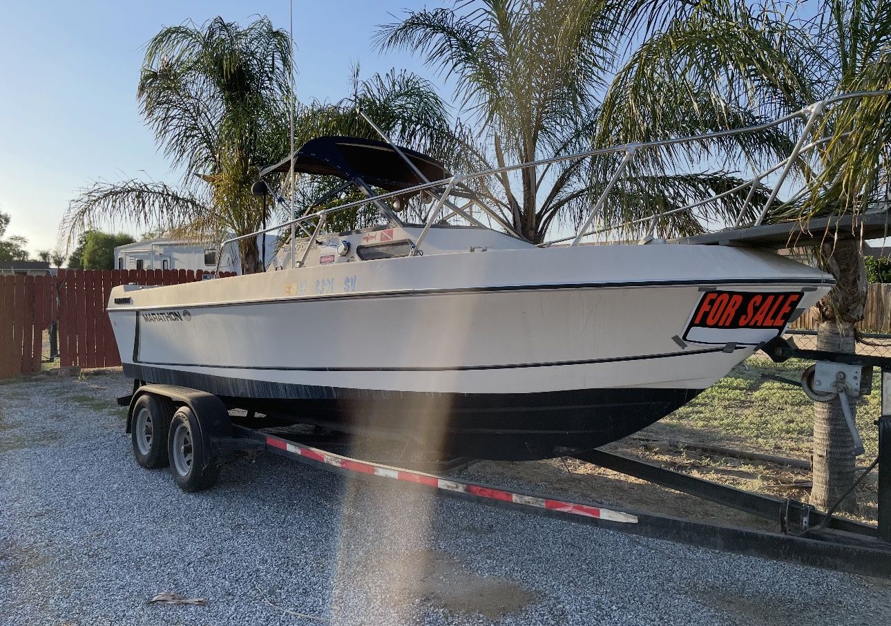 1984 Marathon 22’ 8 passenger