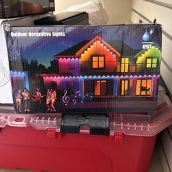 Permanent outdoor lights