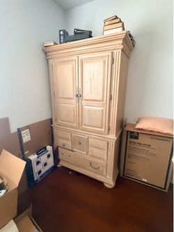 wardrobe