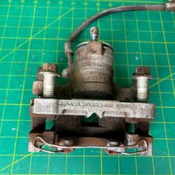 15-19 Land Rover DISCOVERY SPORT L550 REAR LEFT BRAKE CALIPER OEM