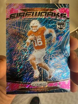 2025 Panini NIL Pink Camo Prizm Fireworks Arch Manning SP (Texas Longhorns)