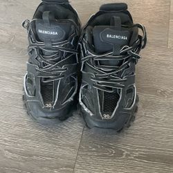 Balenceaga Tracks 