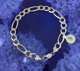 $2550 Yellow Gold Figaro Bracelet