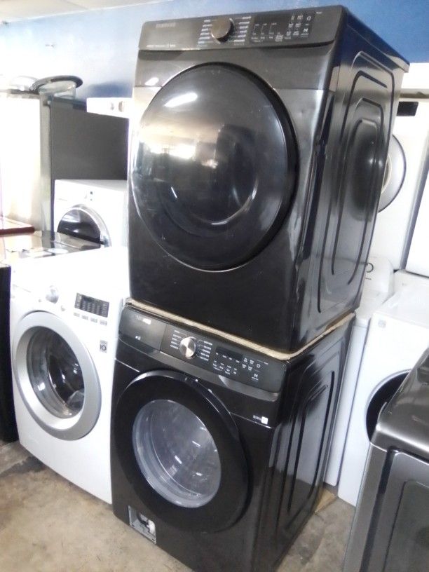SAMSUNG WASHER AND DRYER