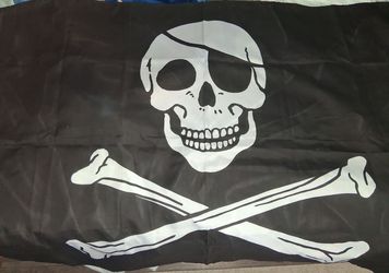 HALLOWEEN - PIRATE FLAG, SPIDERS, BODY PARTS