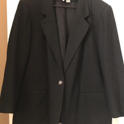 Ladies Black Coat Size 20
